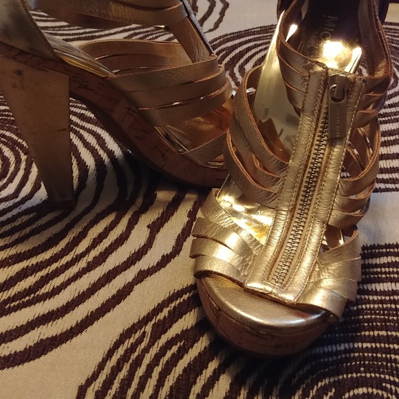 MICHAEL KORS HEELS - Picture 2 of 4